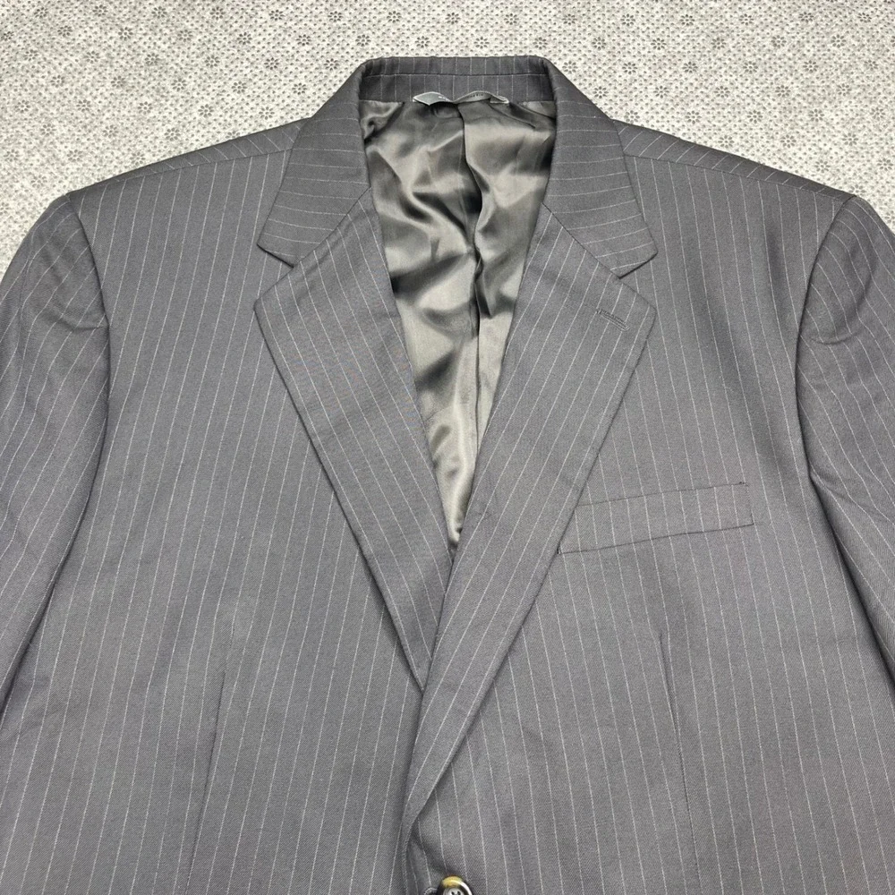 NEW Merona Mens‎ Pinstripe Suit Set 44R Blazer 36x32 Pants Charcoal Gray 2 Piece